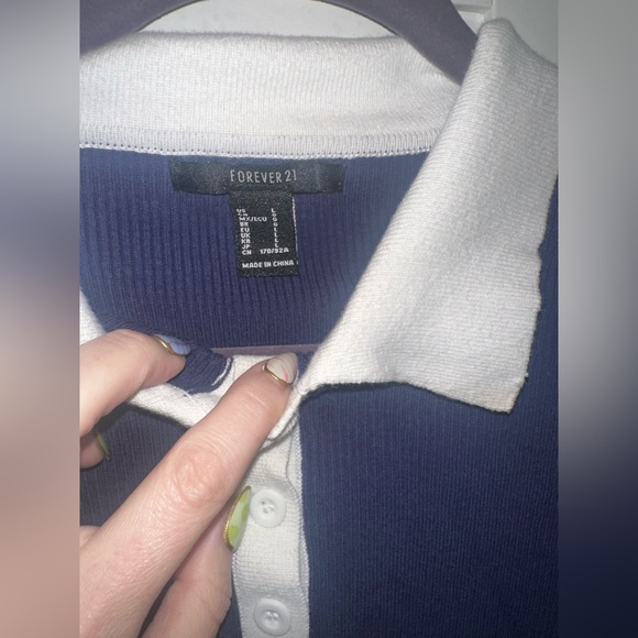 Forever 21 Collared Tee - Picture 2 of 6